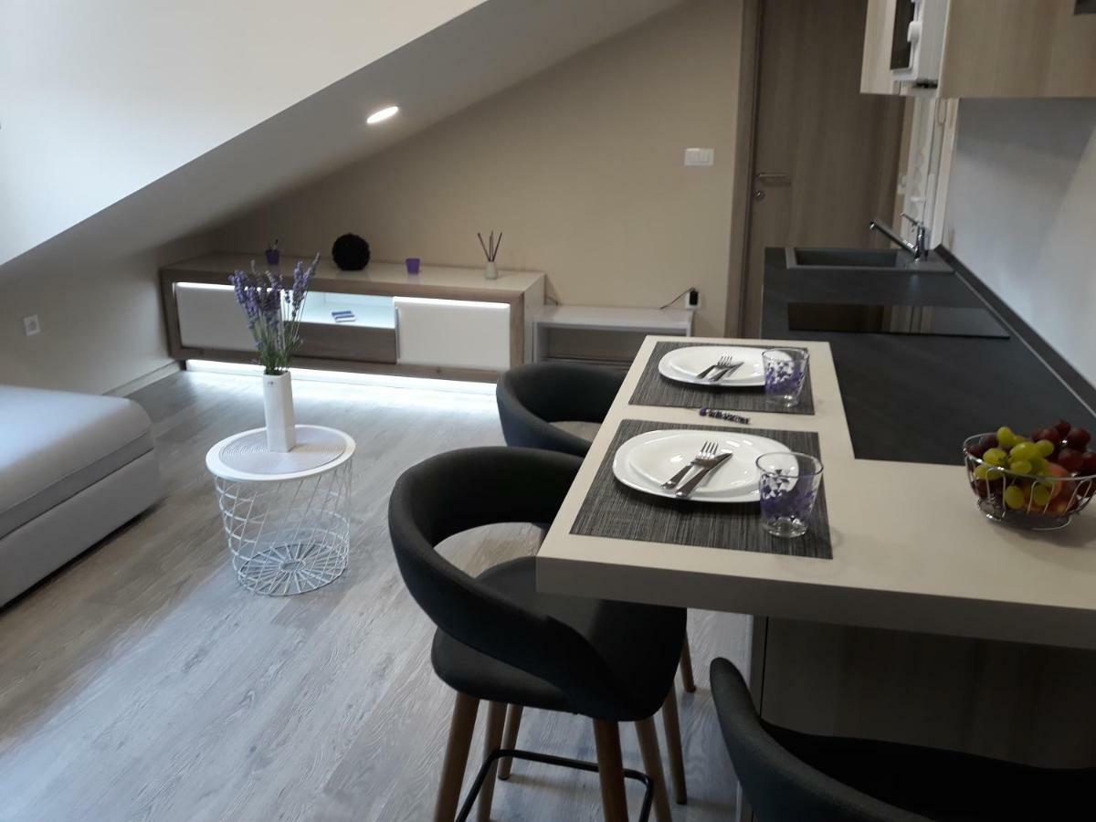 Center Apartment DaLù Pula Extérieur photo